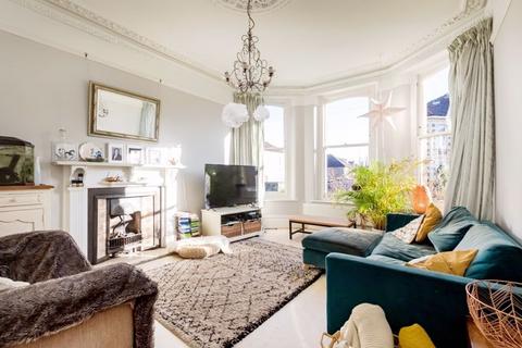 5 bedroom end of terrace house for sale, Walsingham Road|St Andrews