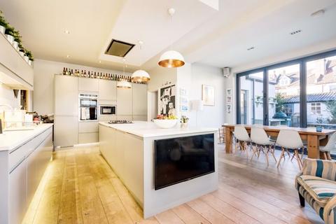 5 bedroom end of terrace house for sale, Walsingham Road|St Andrews