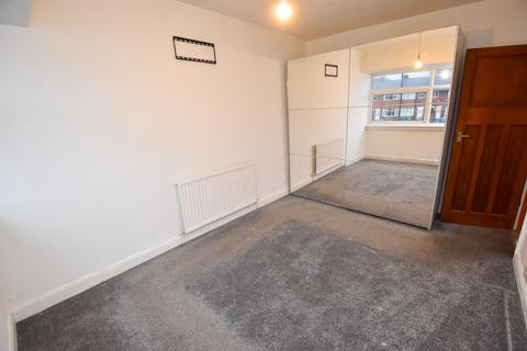 43 Amersham Close, Urmston, Manchester, M41 7NJ