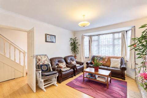 3 bedroom terraced house for sale, Kings Avenue, Greenford, UB6