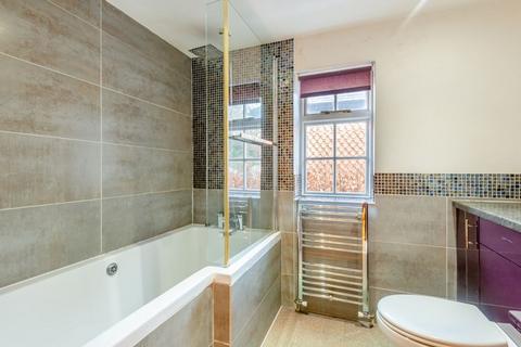 8, Mitchells Cottages Blackheath Lane, Blackheath, Guildford, GU4 8QX