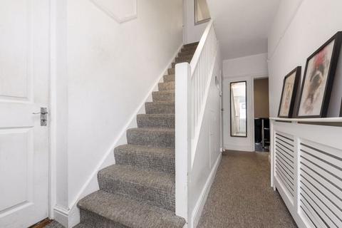 57 Farnborough Crescent, South Croydon, CR2 8HA