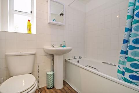 1 bedroom maisonette for sale, Nimrod Close, Northolt