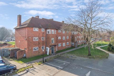 1 bedroom flat to rent, Filton House, Watford,