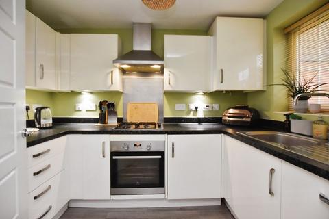 119 Burden Drive, Bishopdown, Salisbury, SP1 3QG