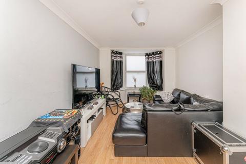 1 bedroom flat for sale, Roseacre Lodge, Durants Road, Enfield