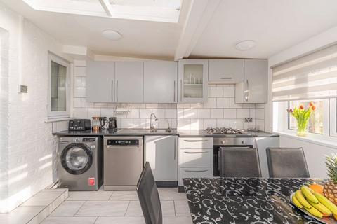 3 bedroom terraced house for sale, Morley Avenue, Wood Green, N22