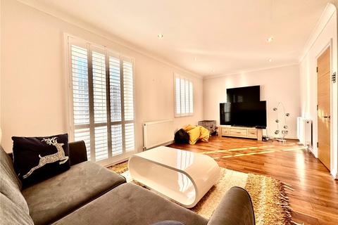 1 Cheyne Gardens, Bournemouth, BH4 8AS
