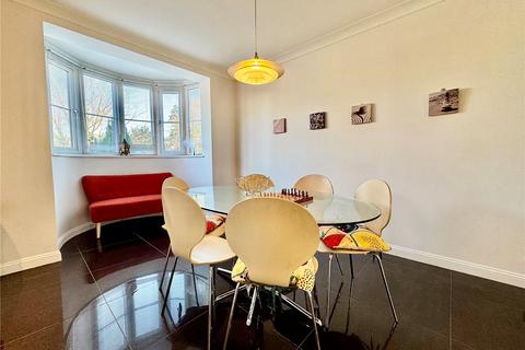 1 Cheyne Gardens, Bournemouth, BH4 8AS