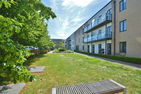 1 bedroom flat for sale, Latimer House, Angus Court, Thame