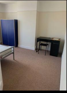 4 bedroom house to rent, Keys Avenue, Bristol BS7