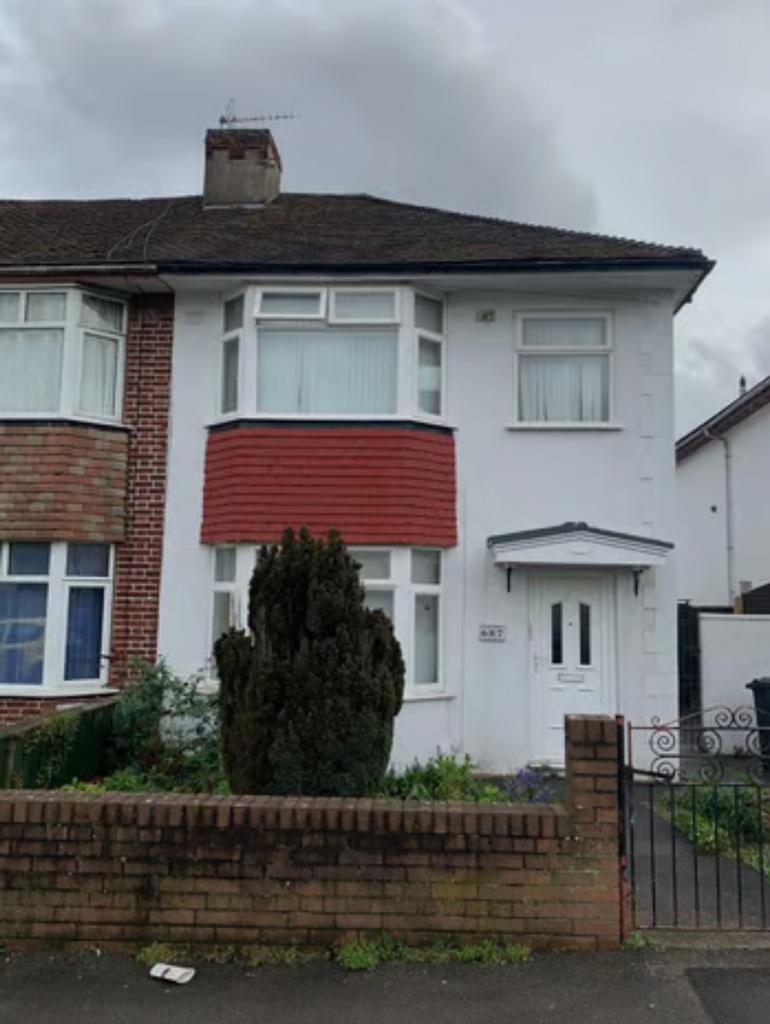 A charming exterior view of a well-maintained p...
