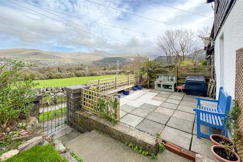 4 bedroom end of terrace house for sale, Bryn Geraint, St. Anns Bethesda, Bangor, Gwynedd, LL57