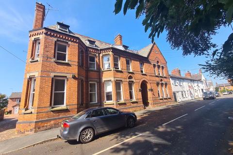 2 bedroom flat to rent - Alkington Road, Whitchurch SY13