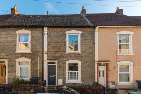 2 bedroom terraced house for sale, Queen Street, Kingswood