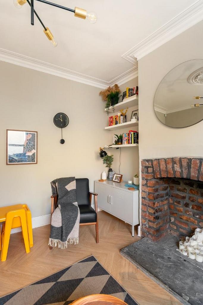 0 Q5 SKD - Living Room A.jpg