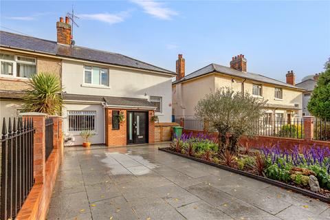 3 bedroom terraced house for sale, London W3