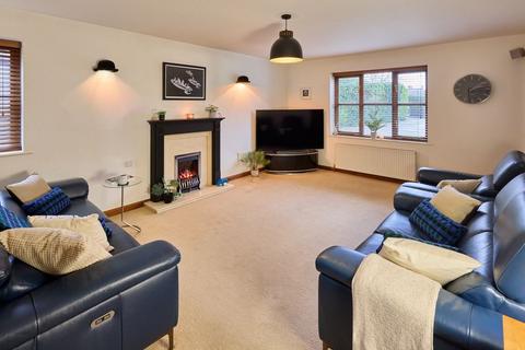 undefined, 7 Park View, Hook DN14