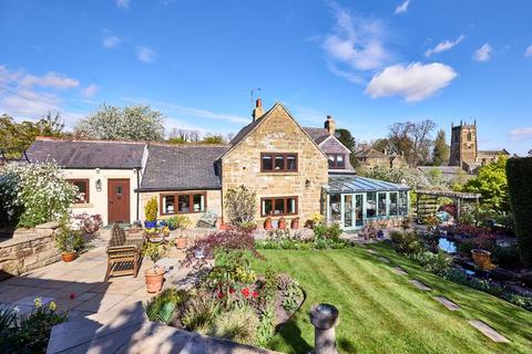 3 bedroom detached house for sale, Back Lane, Badsworth WF9