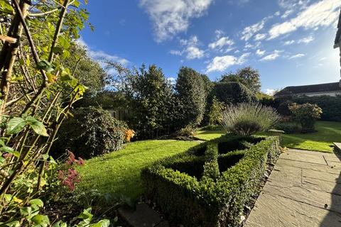 4 bedroom detached house for sale, Halstead Drive, Ilkley LS29