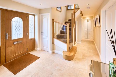 5 bedroom detached house for sale, Cleevethorpe Grove, Sandal WF2