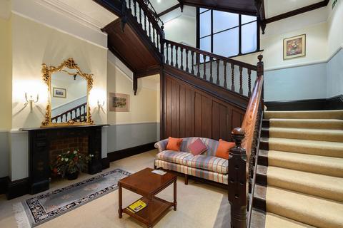 undefined, High Street, Newnham GL14