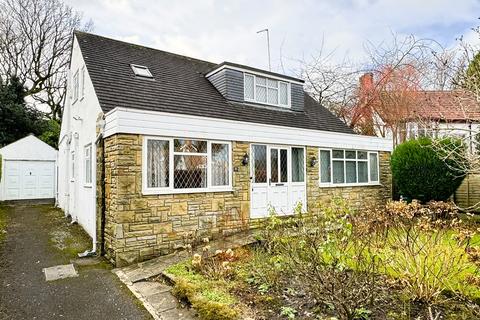 4 bedroom detached house for sale, Harrowby Crescent, West Park, Leeds, West Yorkshire