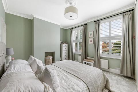 35 Belsize Avenue, London, W13 9TF