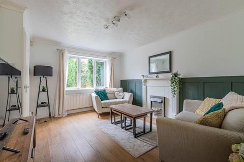 58 Acorn Grove, Pontprennau, Cardiff, CF23 8NG
