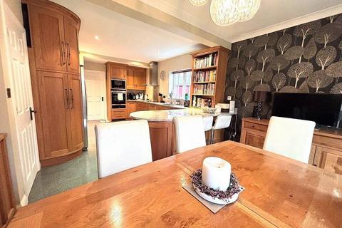 14 Birch Close, Northampton, NN4 5BQ