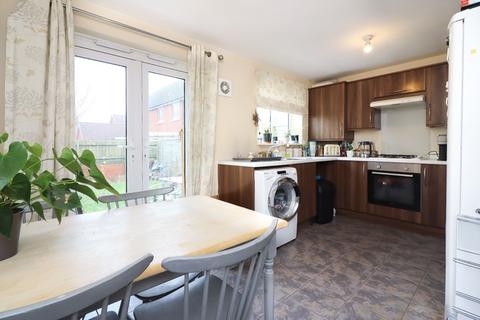 3 bedroom end of terrace house for sale, Lilliana Way, Bridgwater TA5