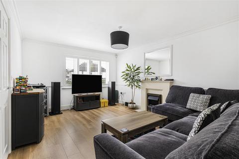 7 Cambridge Walk, Fulbourn, Cambridge, CB21 5GA