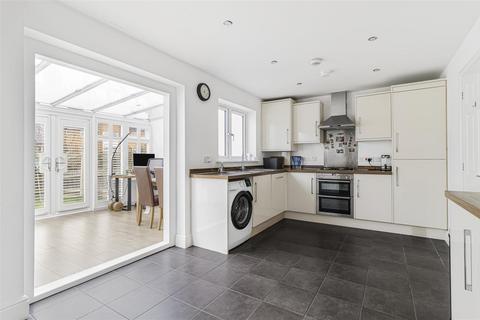 7 Cambridge Walk, Fulbourn, Cambridge, CB21 5GA