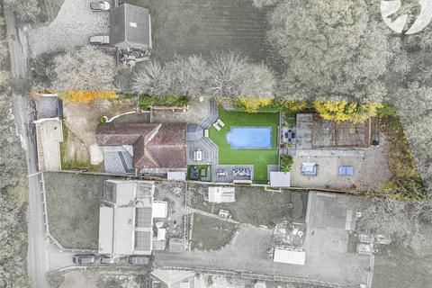 Glenelm Castle Hill, Hartley, Longfield, DA3 7BH