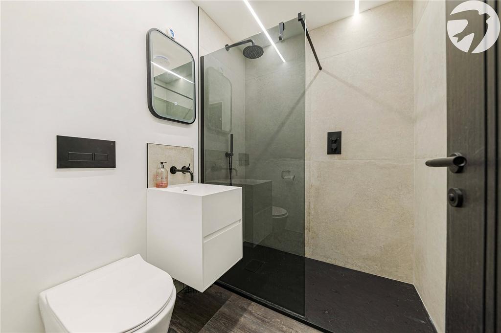 Gym Shower Room