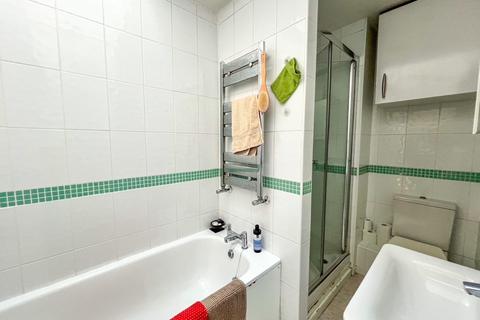 undefined, Gloucester Road, Bristol BS7