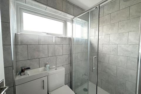 9 Castle Meadows, Launceston, PL15 7DZ