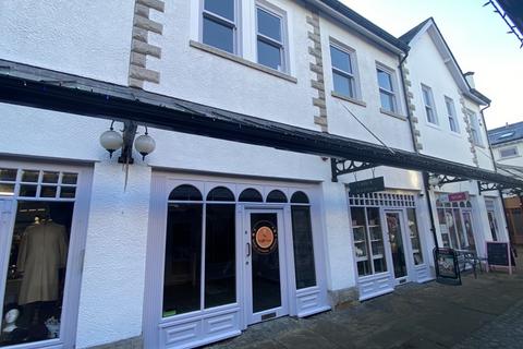 Shop to rent, Off Stricklandgate, Kendal LA9