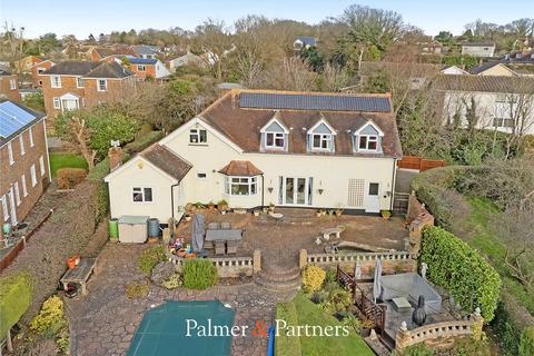 5 bedroom detached house for sale, South View Road, Chelmsford CM3