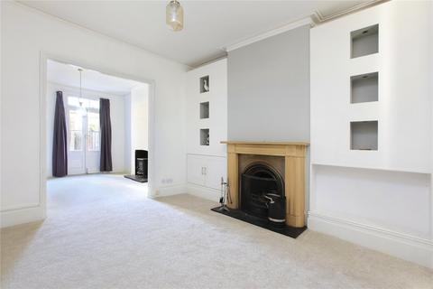 3 bedroom end of terrace house to rent, Beechcroft Road, London SW17