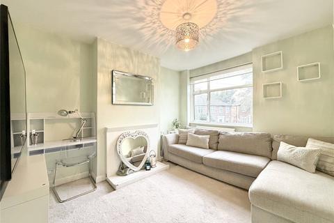 2 bedroom maisonette to rent, Shelley Close, Greenford UB6