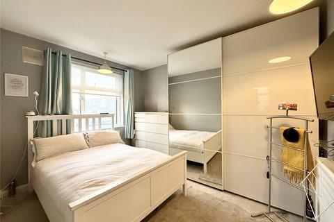 2 bedroom maisonette to rent, Shelley Close, Greenford UB6