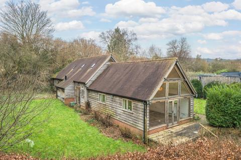 3 bedroom detached house to rent, Ewelme, Oxfordshire OX10