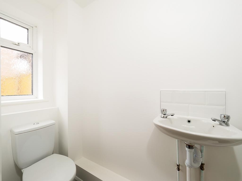 Shower room.jpg