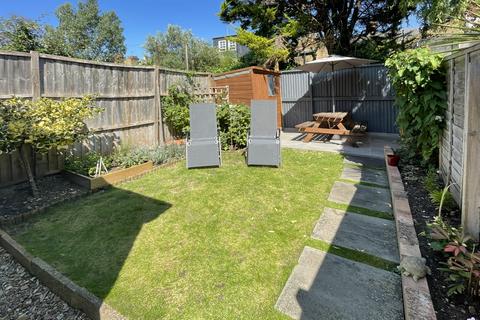 78 Quicks Road, London, SW19 1EX