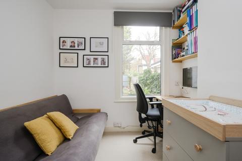 78 Quicks Road, London, SW19 1EX