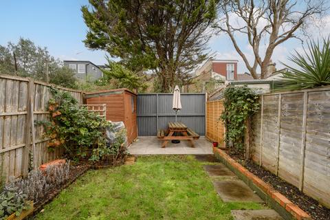 78 Quicks Road, London, SW19 1EX