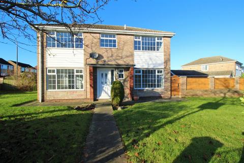 4 bedroom detached house to rent, St. Nicholas Drive, South Humberside DN37