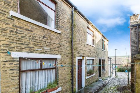 2 bedroom terraced house for sale, Skircoat Green, West Yorkshire HX3