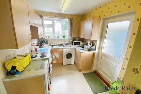 3 bedroom semi-detached house for sale, Highfield Crescent, Hull HU11